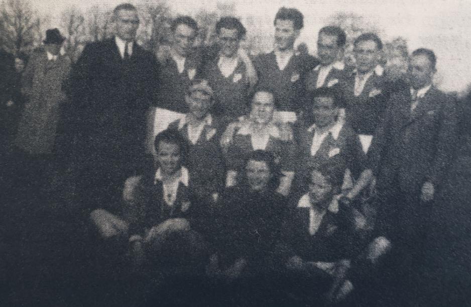 Heinz Janssen (oben - Mitte) als junger Fußballer 